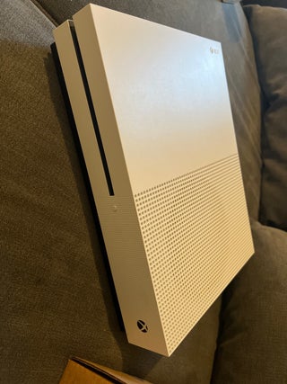 Xbox One S