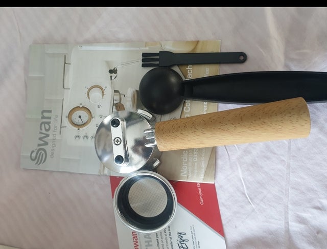 Swan Retro Pump Expresso SK22110WHTN