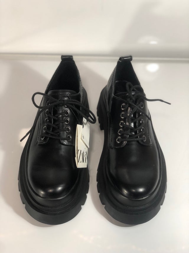 ZAPATO PLANO SUELA TRACK