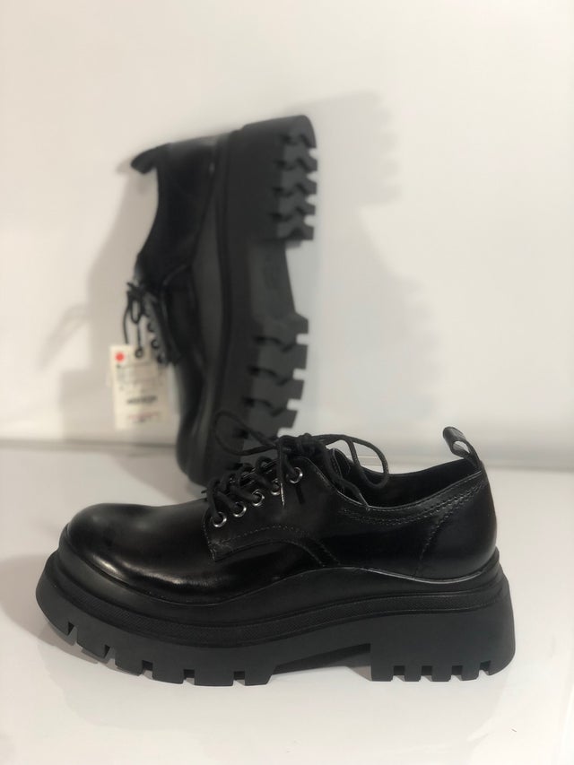 ZAPATO PLANO SUELA TRACK