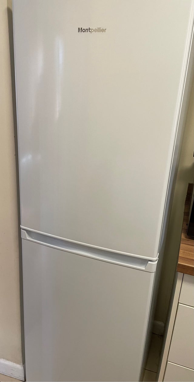 Fridge &amp; Freezer
