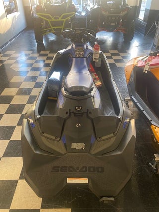 Jet ski