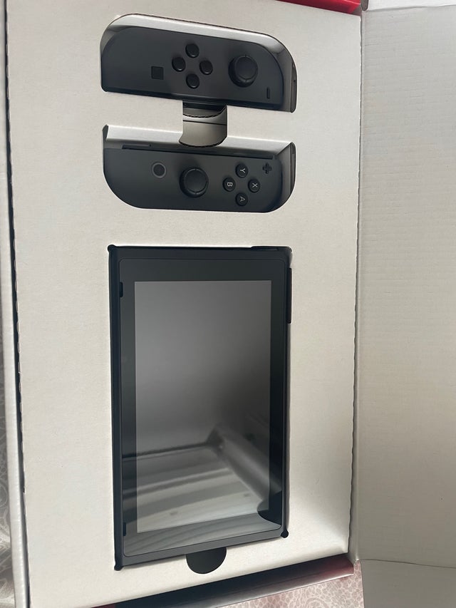 Never used, boxed Nintendo Switch in Grey