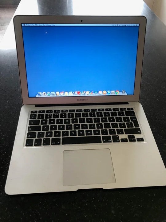 MacBook Air 13-inch (2014)