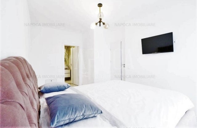 Modern 3 bedroom with study. For rent!!