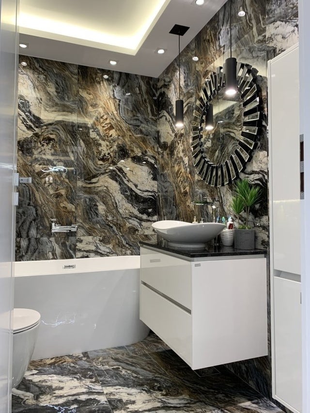 Modern 3 bedroom with study. For rent!!