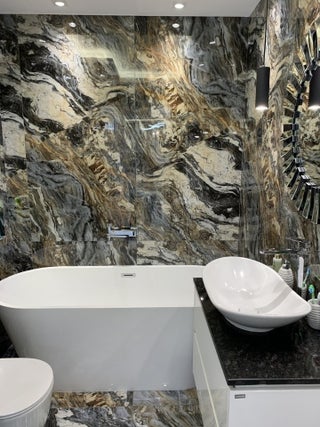 Modern 3 bedroom with study. For rent!!