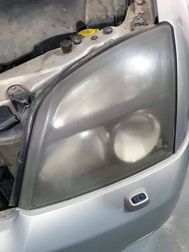 Headlights restauration