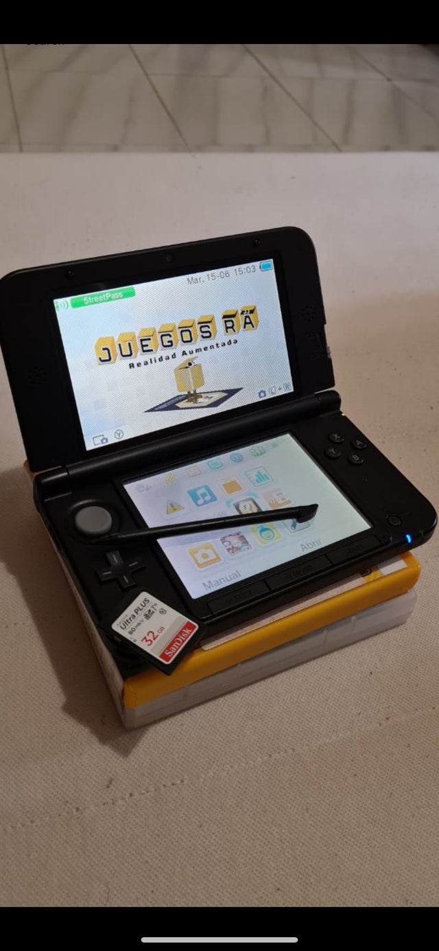 Nintendo 3DS XL