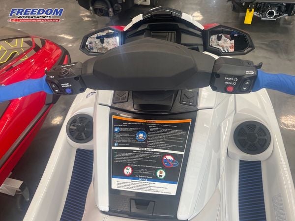 2022 Yamaha VX DELUXE W/AUDIO- WHITE/