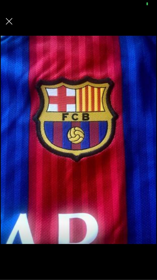 Genuine Barça football T-shirt size 10-12Y