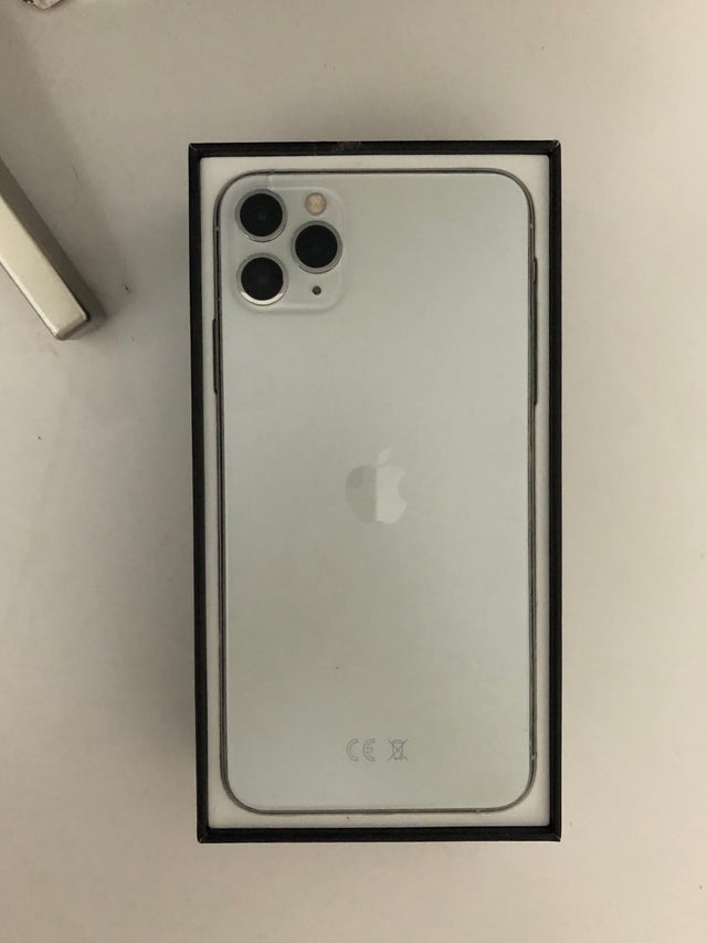 IPHONE 11 PRO MAX 256GB