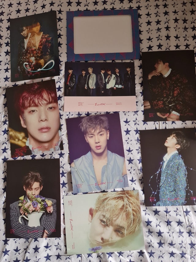 MONSTA X OFFICIAL POSTCARDS