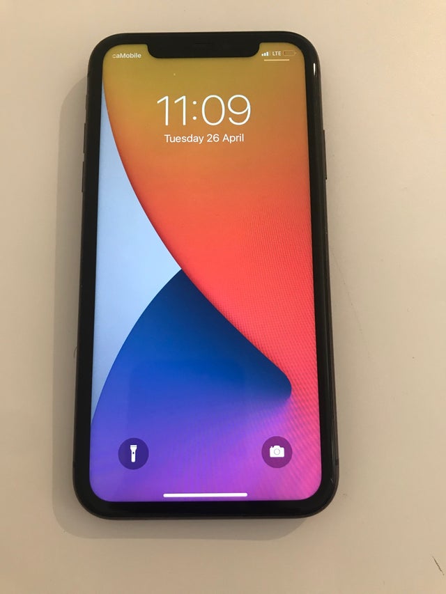 iPhone 11 black 64gb unlocked