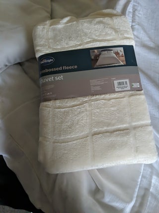 Silent night embossed fleece duvet set