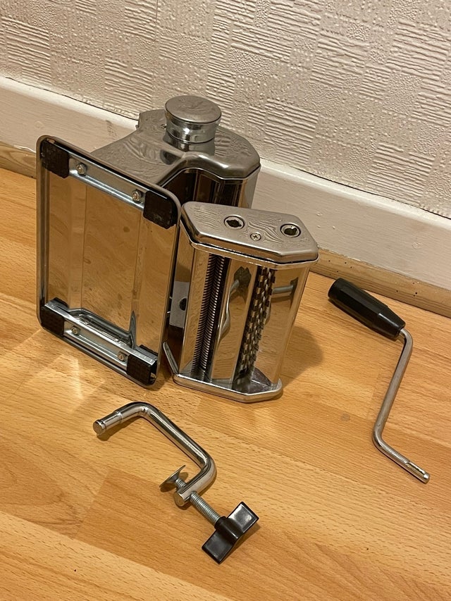 Pasta maker
