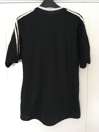 Real Madrid 2004/05 Football Shirt kit