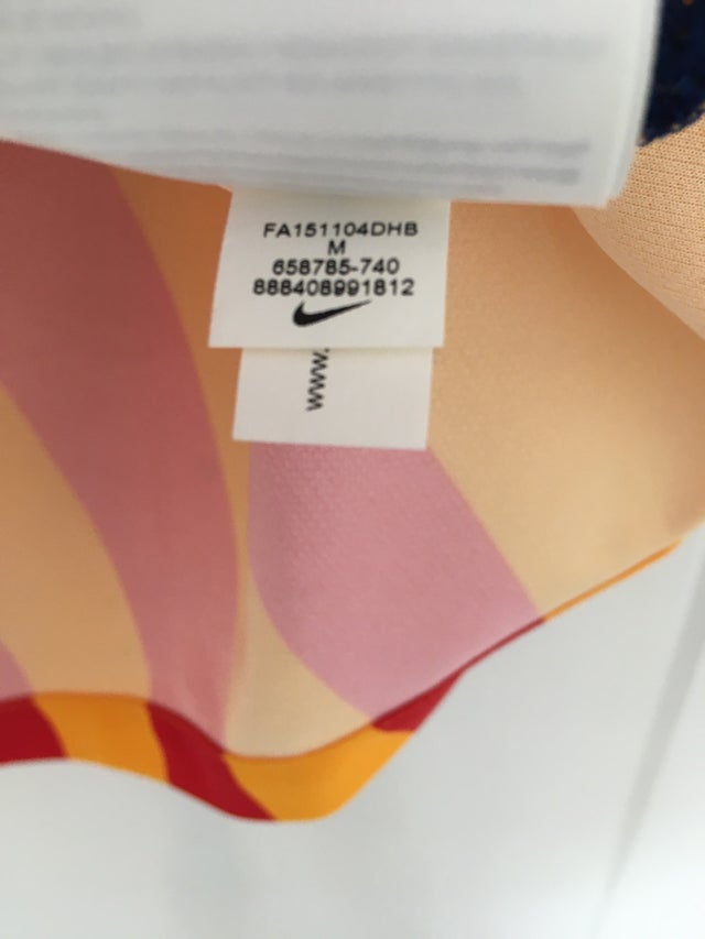 F.C Barcelona 2015/16 Away Football Shirt Kit