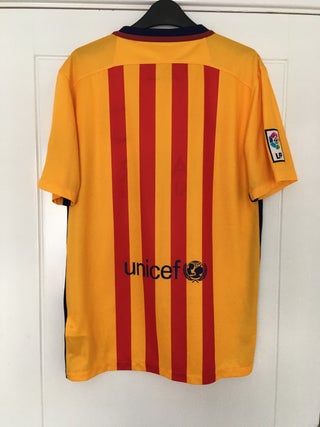 F.C Barcelona 2015/16 Away Football Shirt Kit