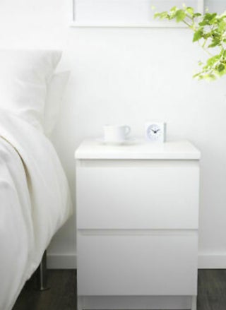 White chest drawers