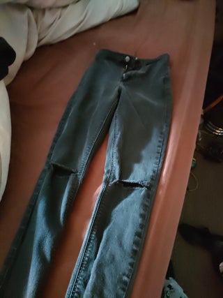 Topshop skinny ripped jeans size 8