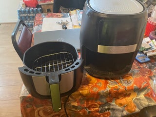 Gourmia 5.6L digital air fryer