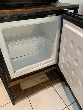 Russell Hobbs Table Top Freezer