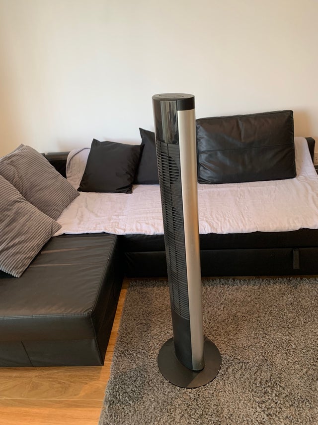 Ewel Tower Fan with remote control