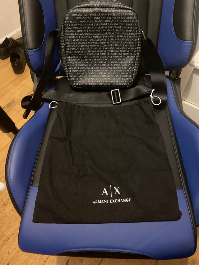 New amrni exchange man bag